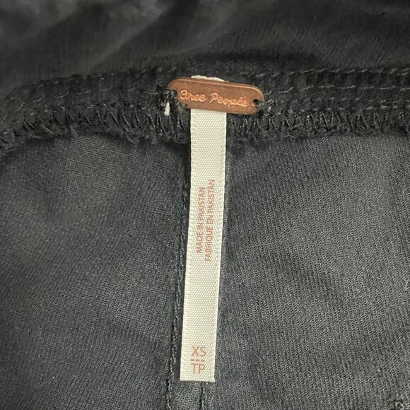 NWT Free People In My Feelings Black Velvet Crop Slim Flare Boho Pants Size XS - Picture 8 of 13